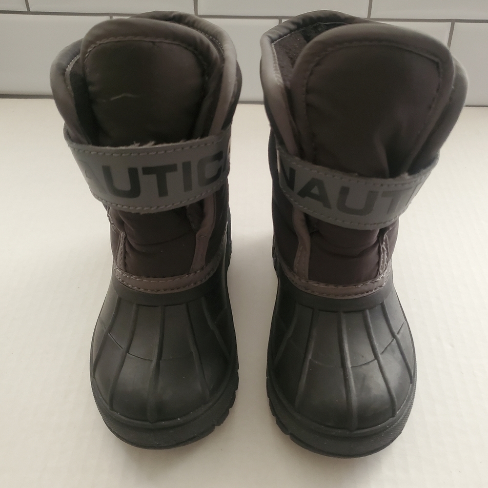 Nautica toddler snow boots size 8
